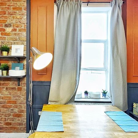 Adeamstays Provides Beautiful Centrally Located 1 And 2 Bed Apartments On Liverpools Boulevard Экстерьер фото
