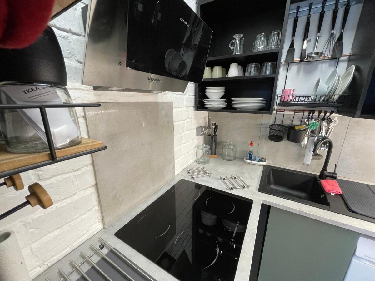 Adeamstays Provides Beautiful Centrally Located 1 And 2 Bed Apartments On Liverpools Boulevard Экстерьер фото