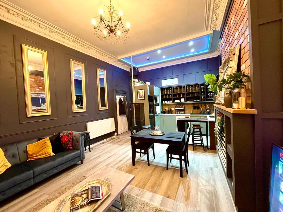 Adeamstays Provides Beautiful Centrally Located 1 And 2 Bed Apartments On Liverpools Boulevard Экстерьер фото