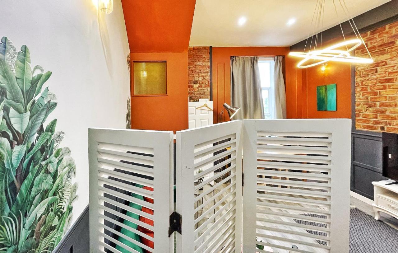 Adeamstays Provides Beautiful Centrally Located 1 And 2 Bed Apartments On Liverpools Boulevard Экстерьер фото