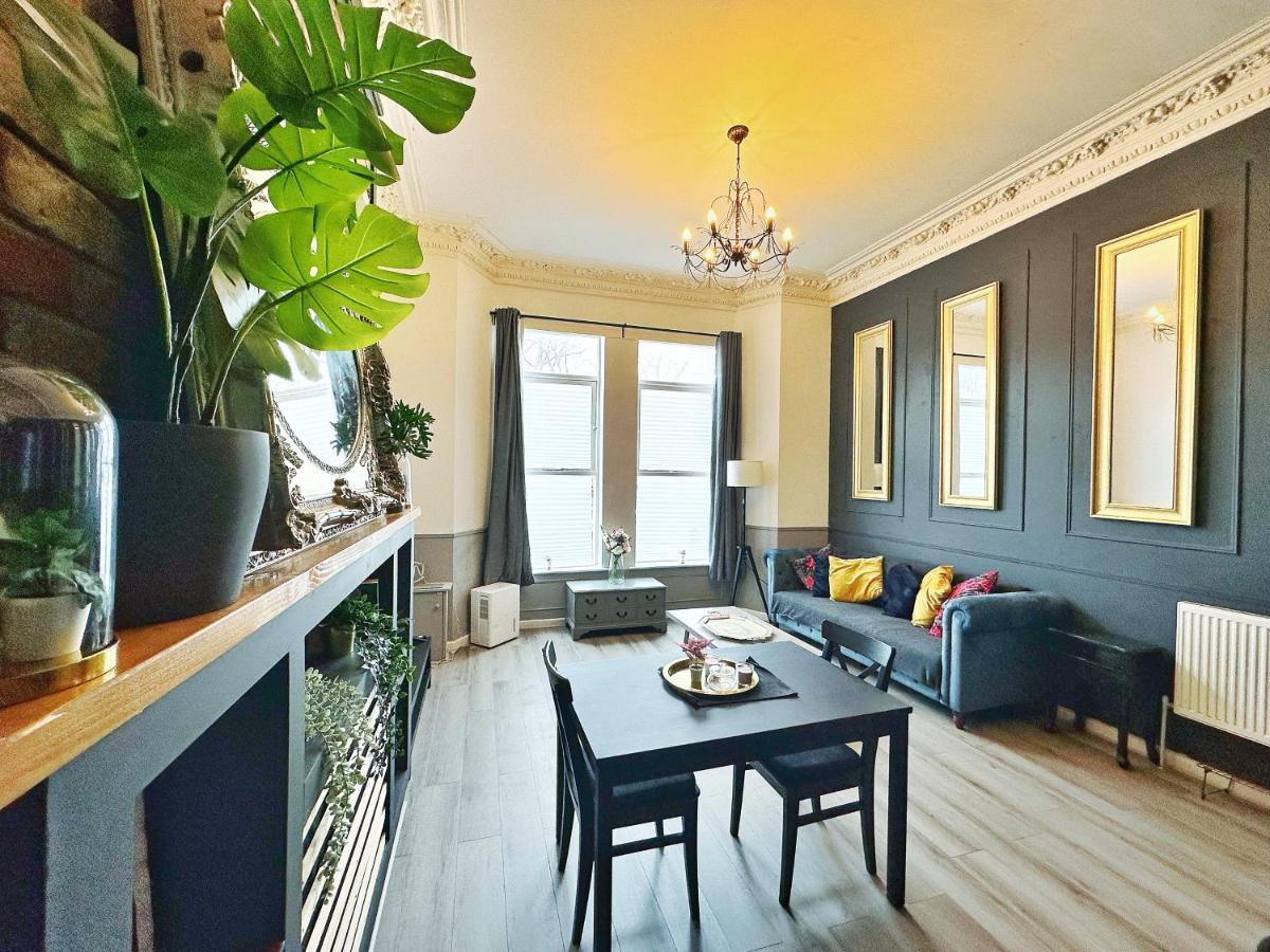 Adeamstays Provides Beautiful Centrally Located 1 And 2 Bed Apartments On Liverpools Boulevard Экстерьер фото